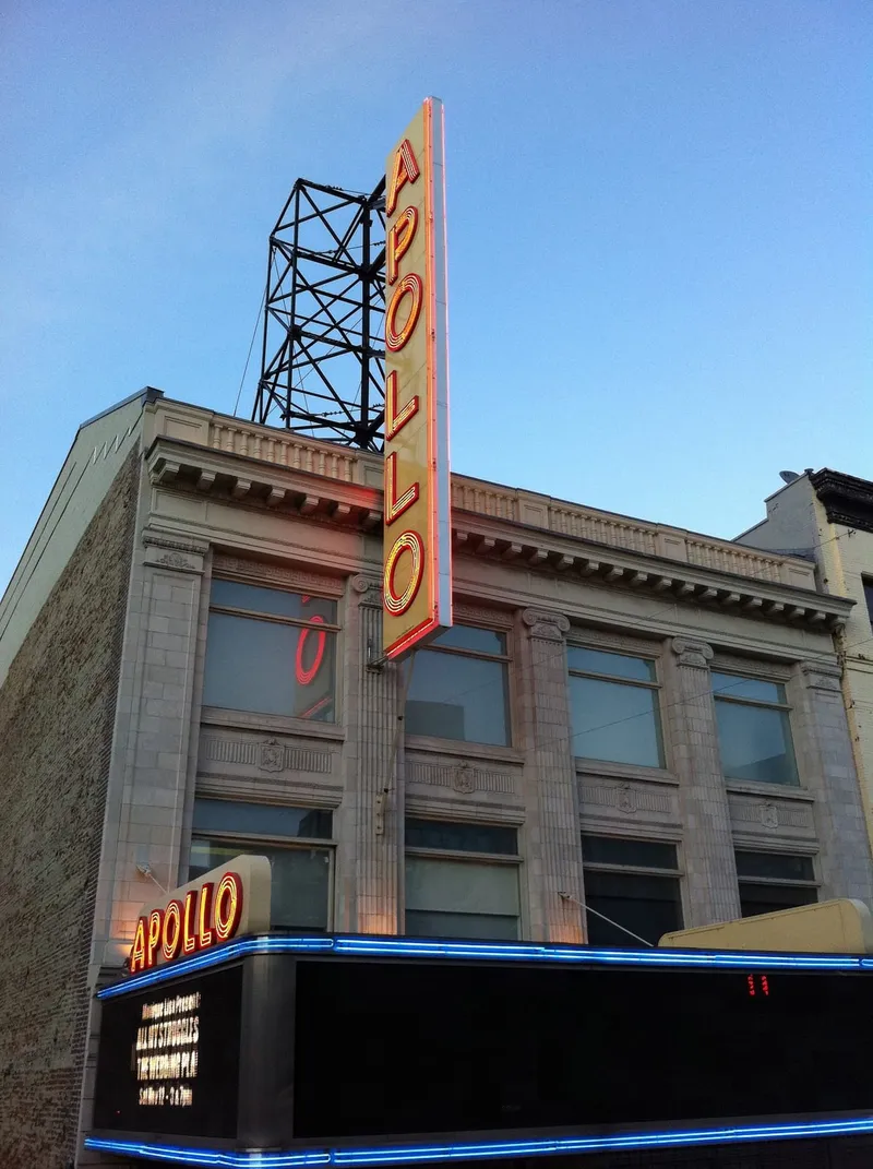 Bill Bailey's 1955 Apollo Theater Backslide, Decades Before the Moonwalk