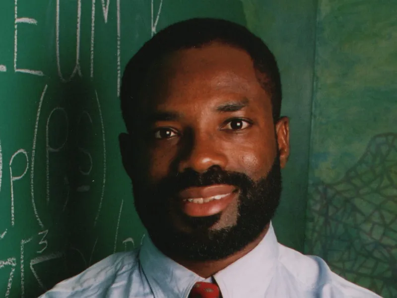 Philip Emeagwali's Real Gordon Bell Prize, and the 'Father of the Internet' Claim He Added Later