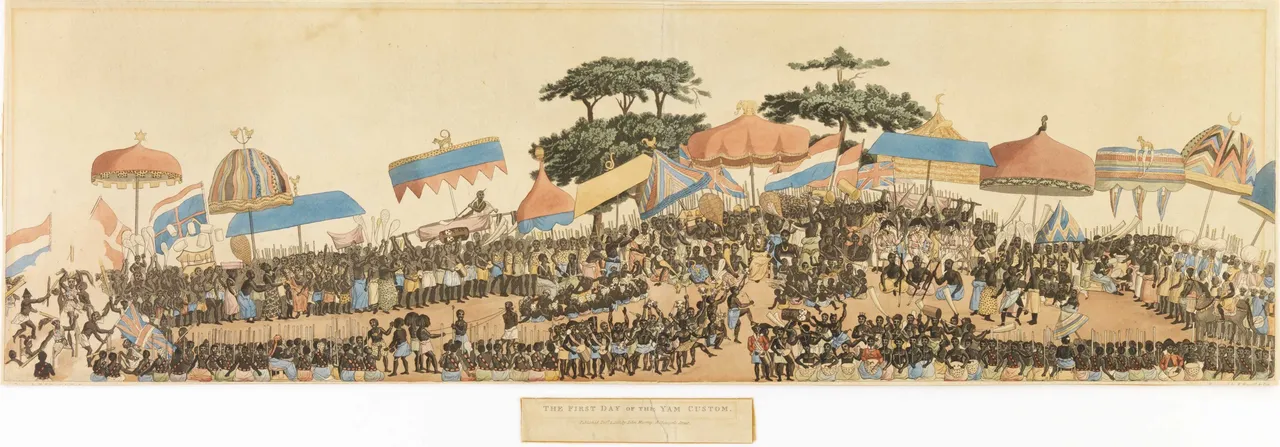 A colour print of a great crowd under tall state umbrellas in a Kumasi street, with soldiers and drummers.